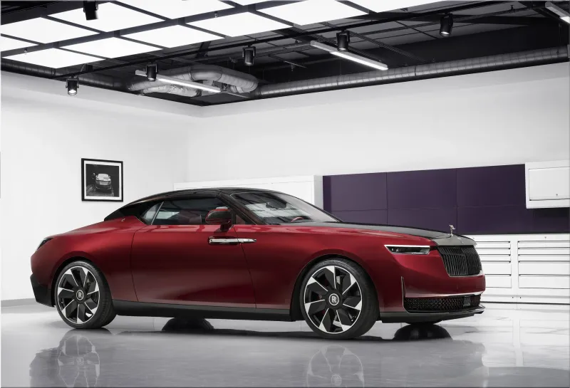 Rolls-Royce La Rose Noire Droptail