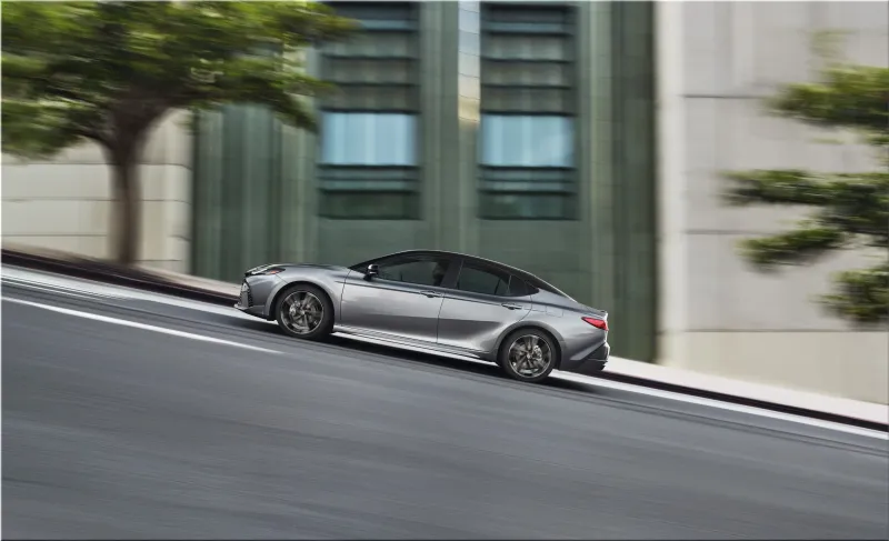 2025 Toyota Camry Hybrid
