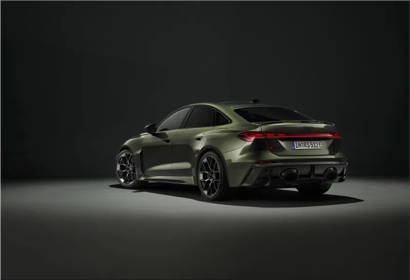 Audi RS 5 Sedan