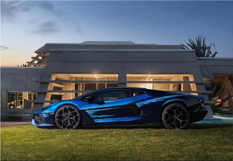 Lamborghini Revuelto Opera Unica