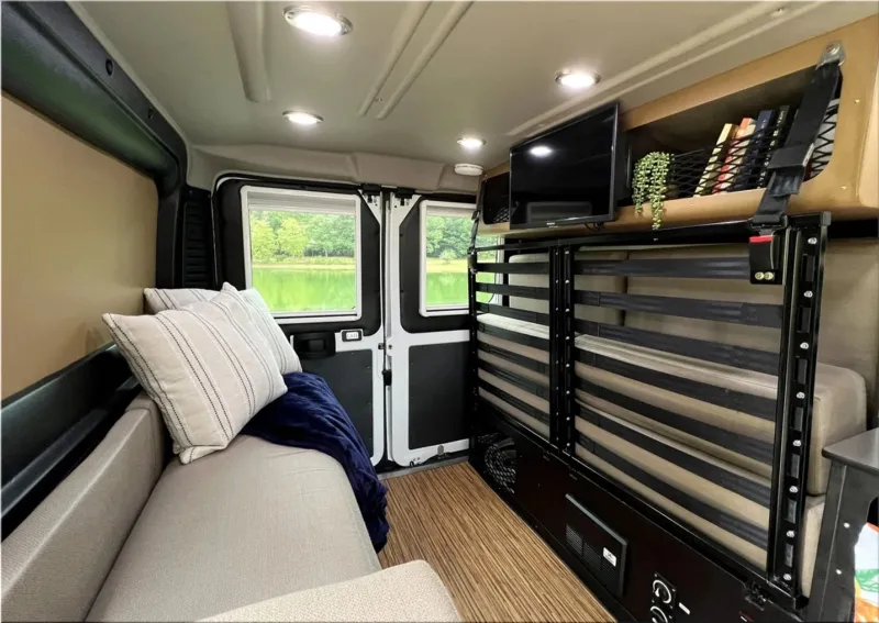 MaxVan Access
