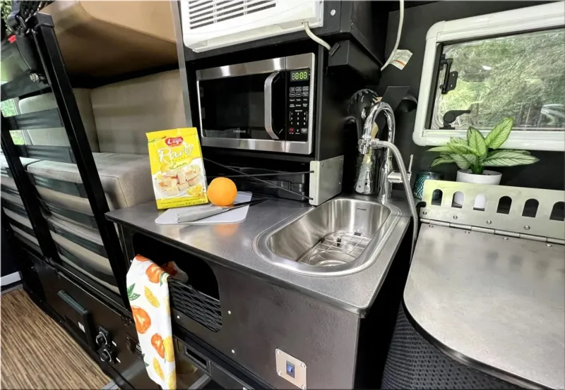 MaxVan Access