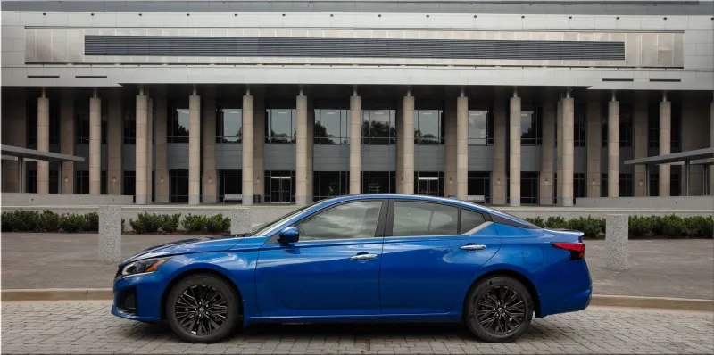 2025 Nissan Altima