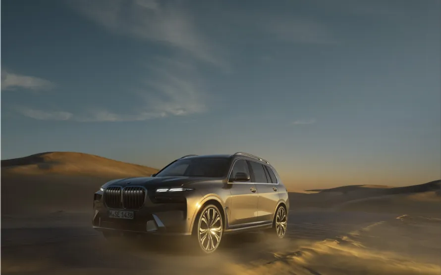 BMW i7