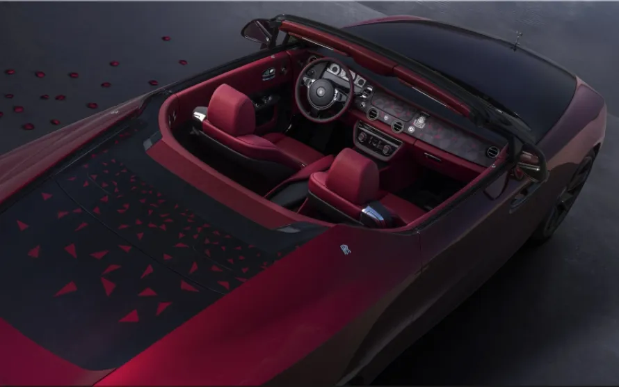 Rolls-Royce La Rose Noire Droptail
