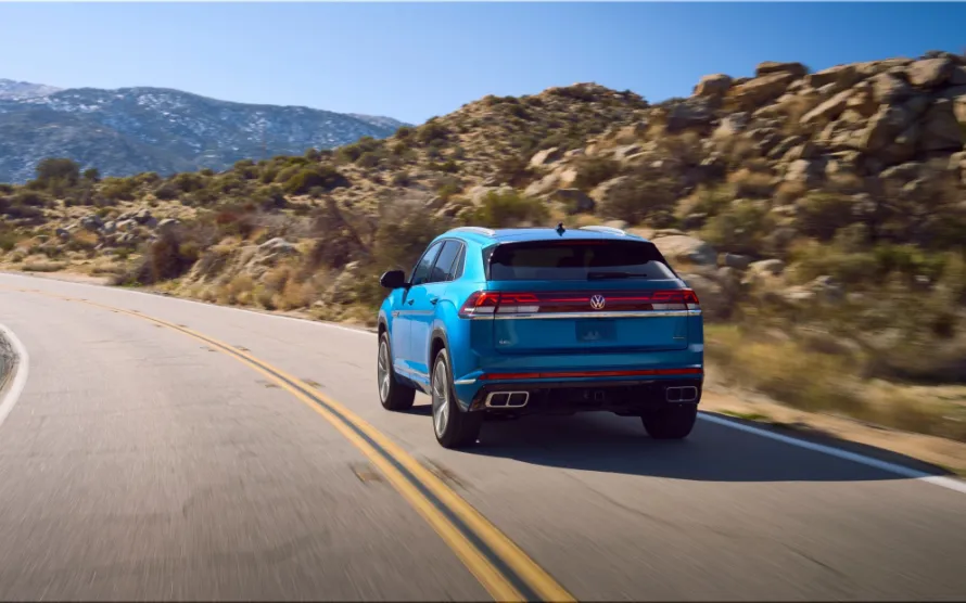 The 2024 Volkswagen Atlas Cross Sport: A Midsize SUV with Style and Technology