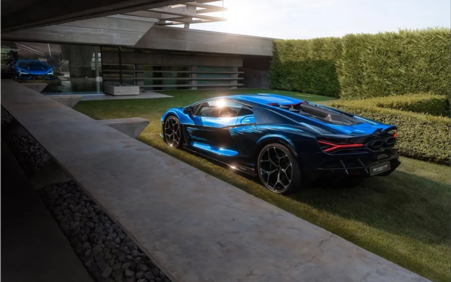 Unveiling the Lamborghini Revuelto Opera Unica: A Sardinian Dream Realized